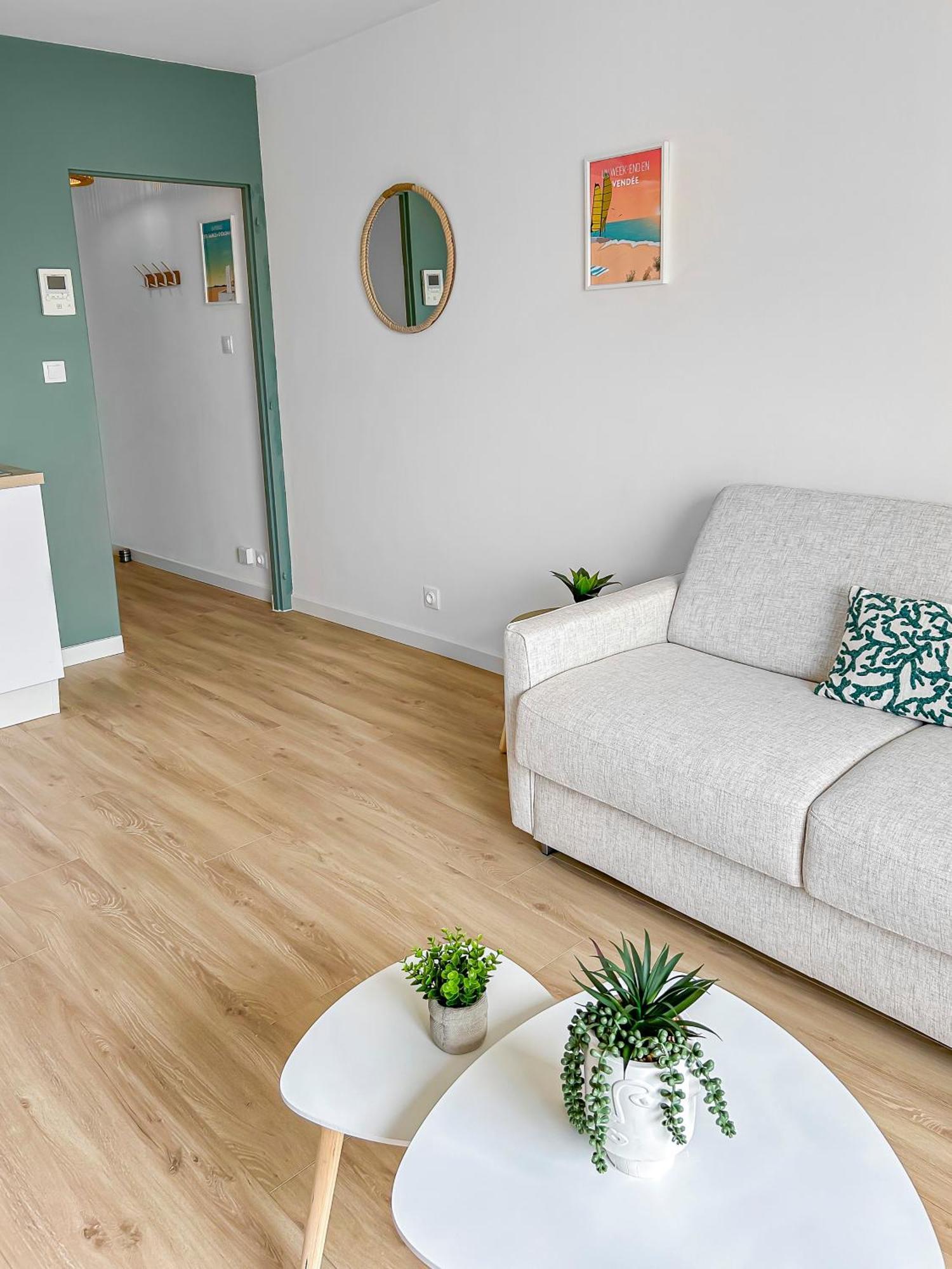 Le Refuge Des Sables Apartment เลส์ซาบล์-โดล็อนน์ ภายนอก รูปภาพ