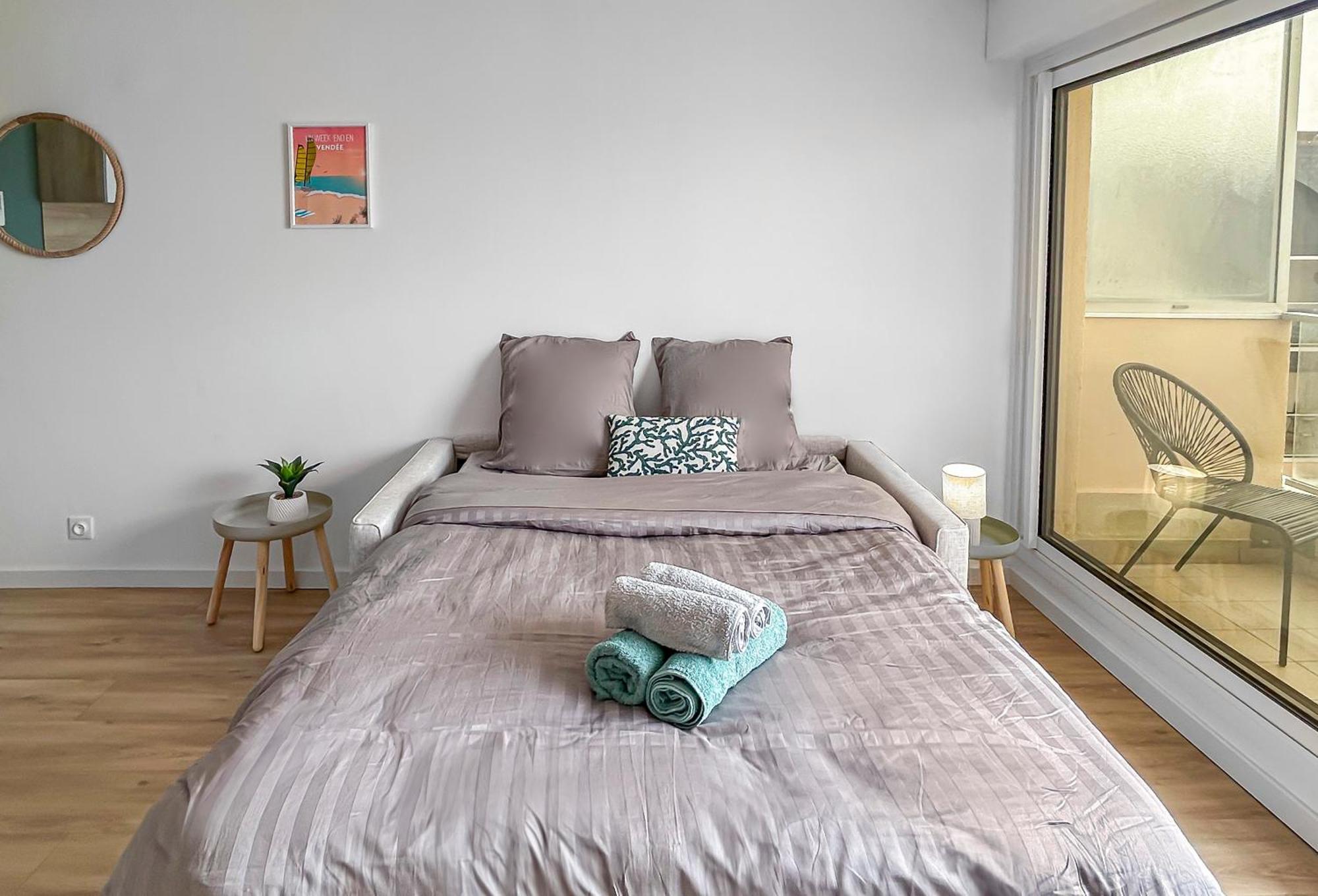Le Refuge Des Sables Apartment เลส์ซาบล์-โดล็อนน์ ภายนอก รูปภาพ